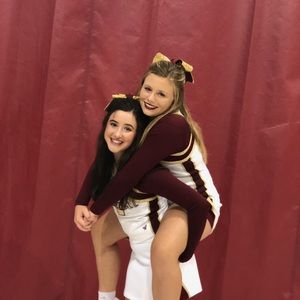 Meet your Posher, Mia